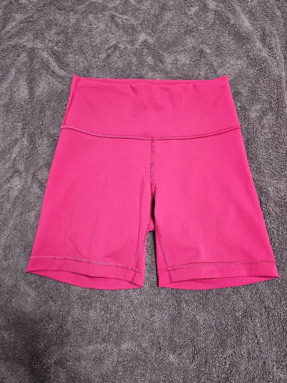 Lululemon Wunder Train High-Rise Short 6"